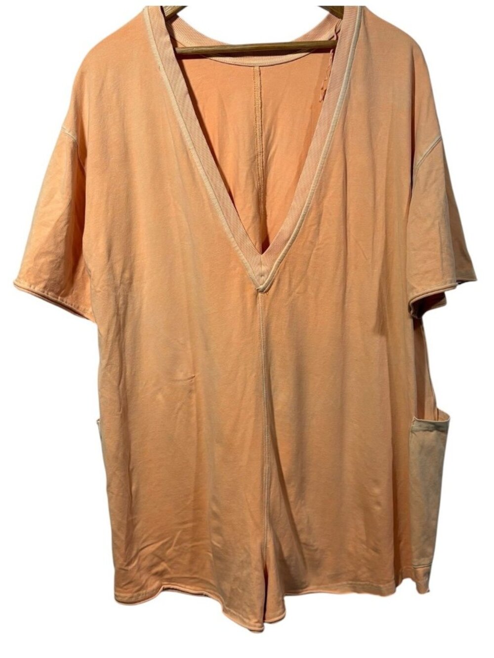 Free People FP Movement Hot Shot Romper Womens Sz M Peach V-Neck Tee Pockets
